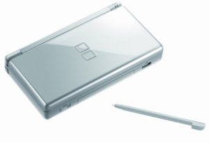 [Annonce] Vends Nintendo DS Lite de couleur argent